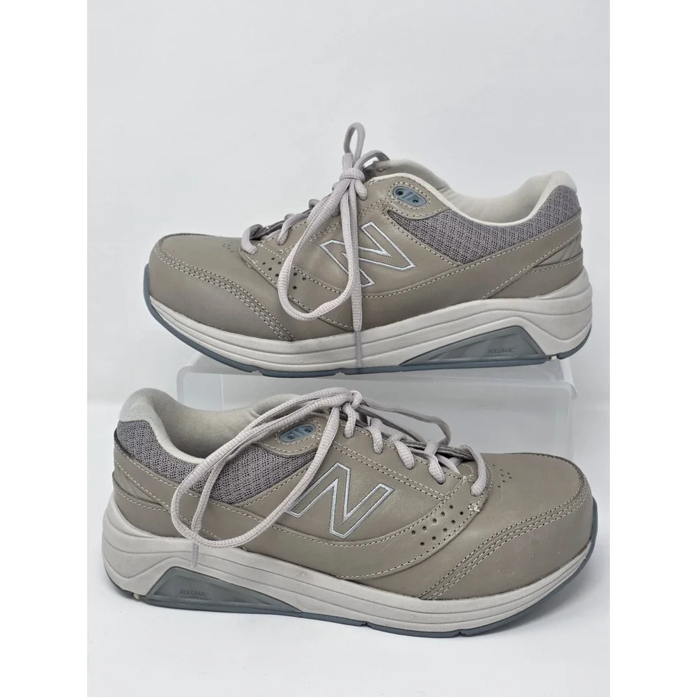 New Balance 928 V3 Womens SIZE 6 2E Wide Walking Shoes Lace Up Sneakers Beige